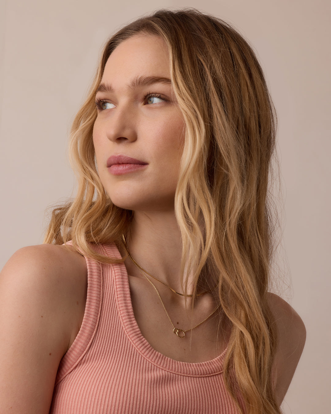 Wilshire Charm Adjustable Necklace || option::18K Gold Plated