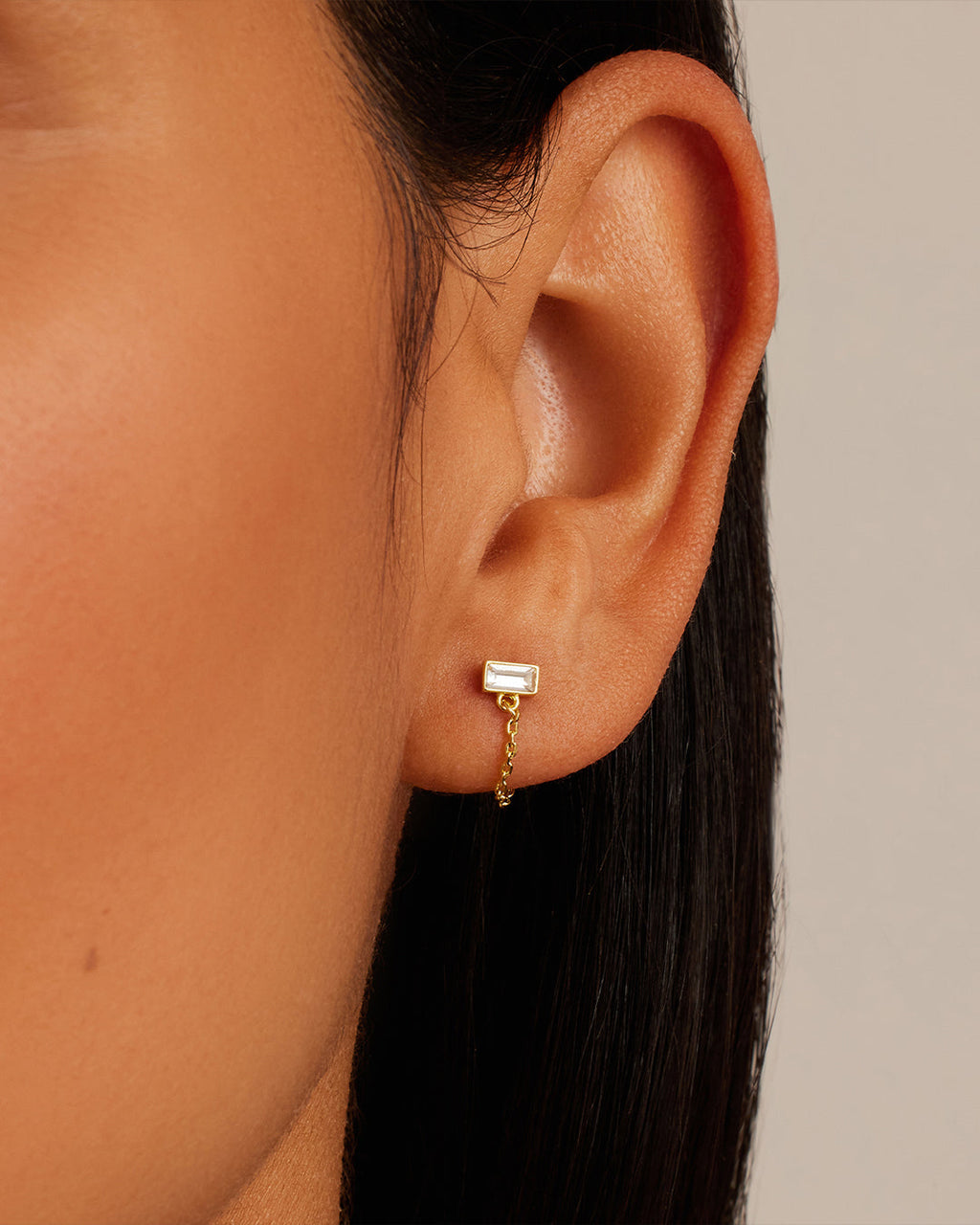 Desi Chain Huggies || option::18K Gold Plated