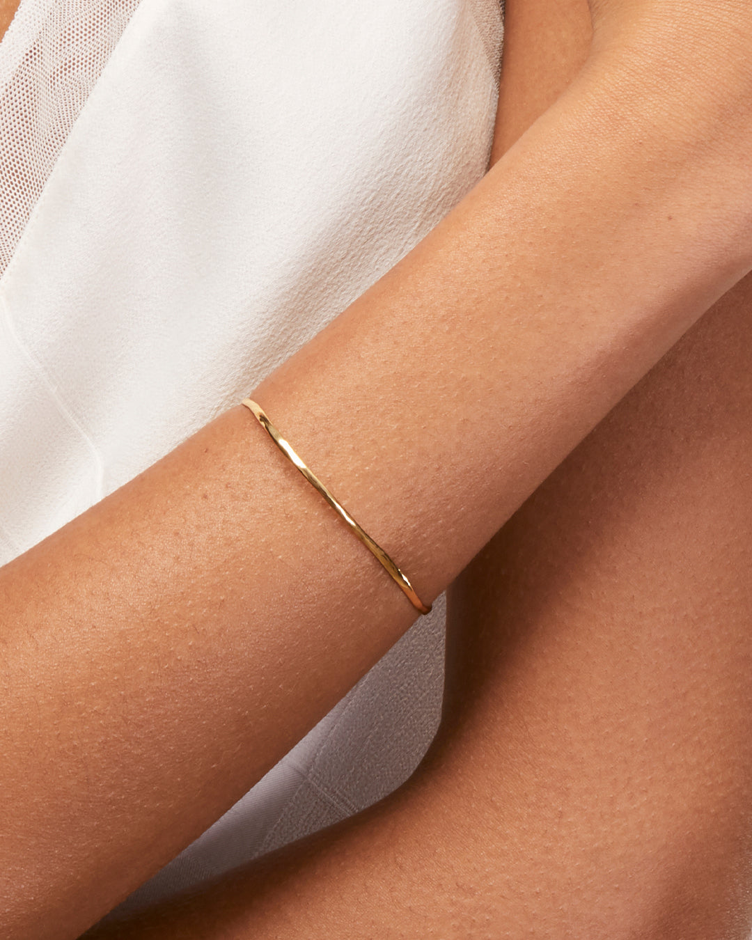 Taner Bar Bracelet || option::18K Gold Plated