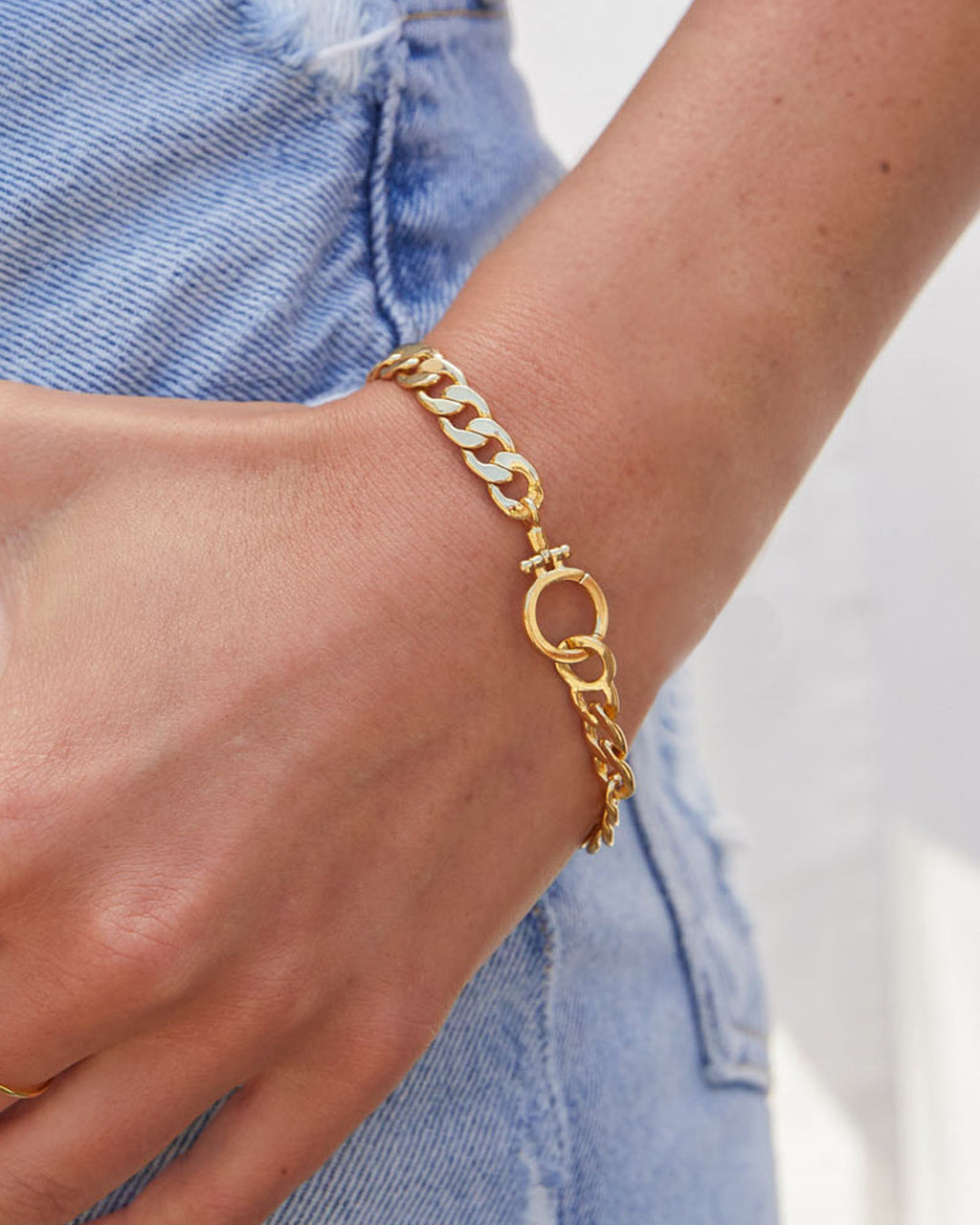 Wilder Chain Bracelet || option::18K Gold Plated