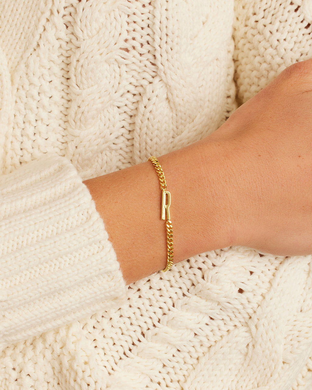Wilder Alphabet Bracelet Alphabet Bracelet #R || option::18K Gold Plated, R