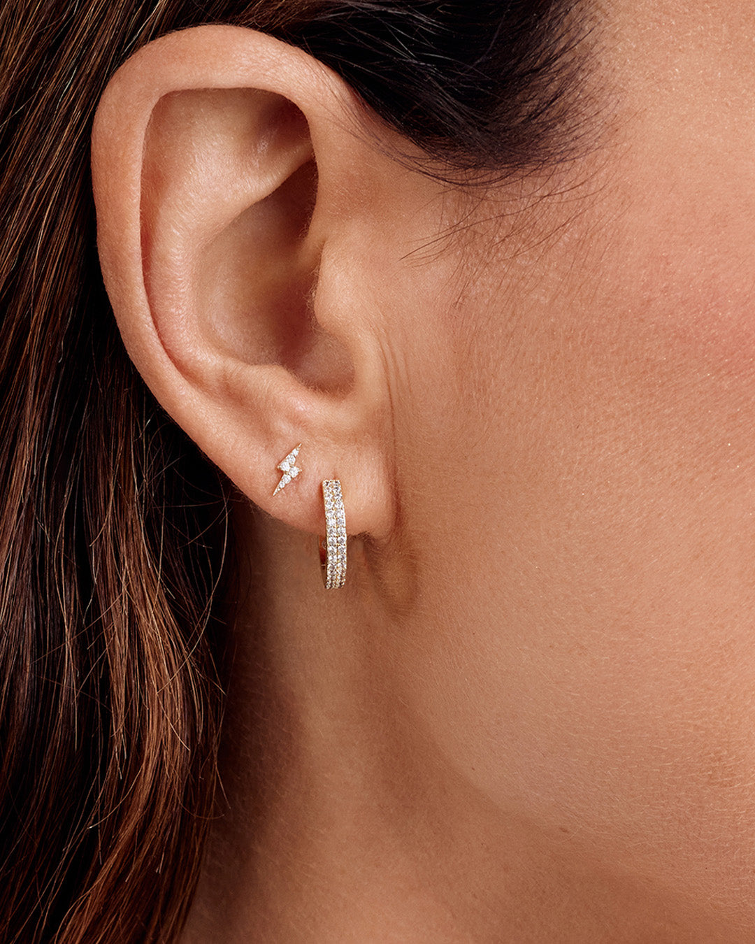 Wilder Shimmer Bar Huggies || option::18K Gold Plated