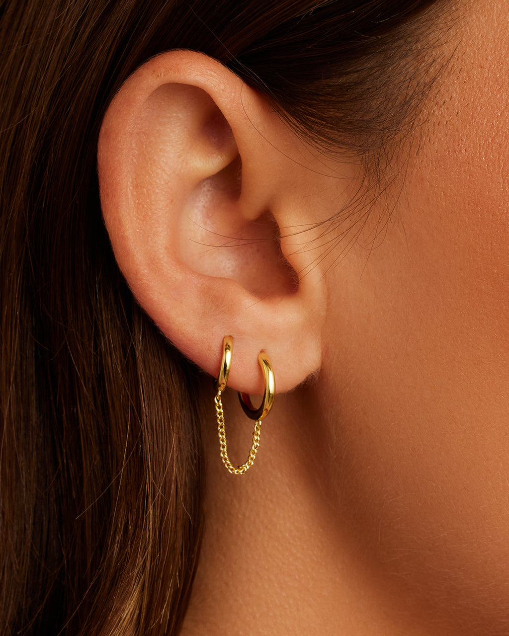 Lou Double Huggie || option::18K Gold Plated