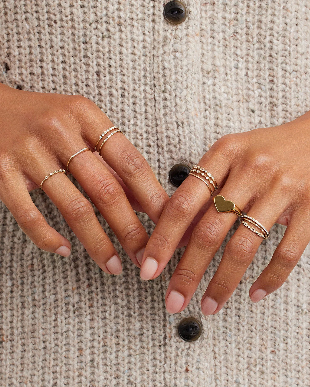LouiseHeart Signet Ring18K Gold PlatedHeart ring || option::18K Gold Plated