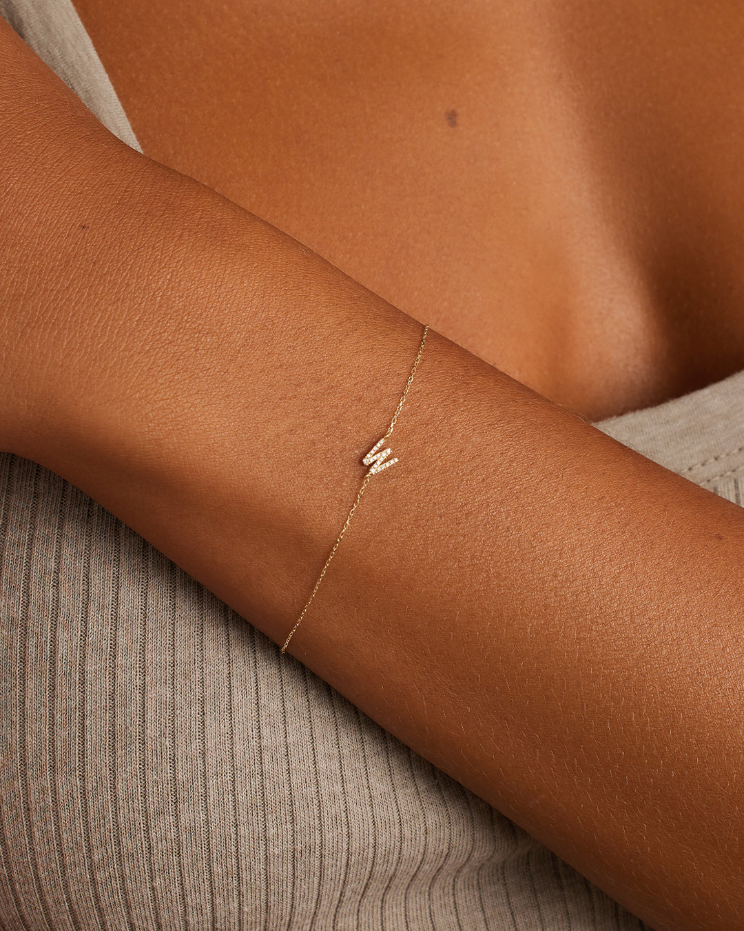 Diamond Pavé Alphabet Bracelet #W || option::14K Solid Gold, W
