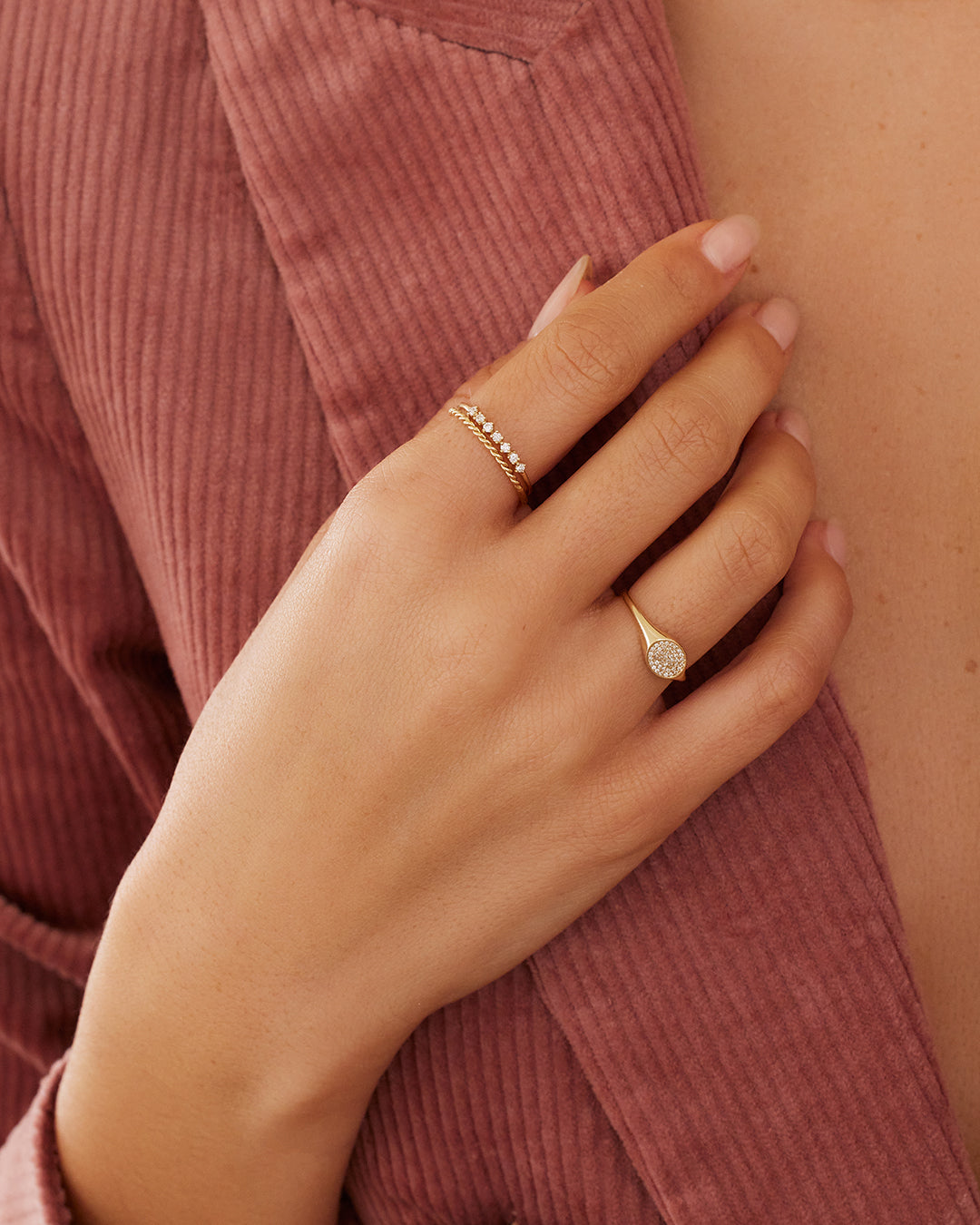 Diamond Pavé Signet Ring || option::14K Solid Gold