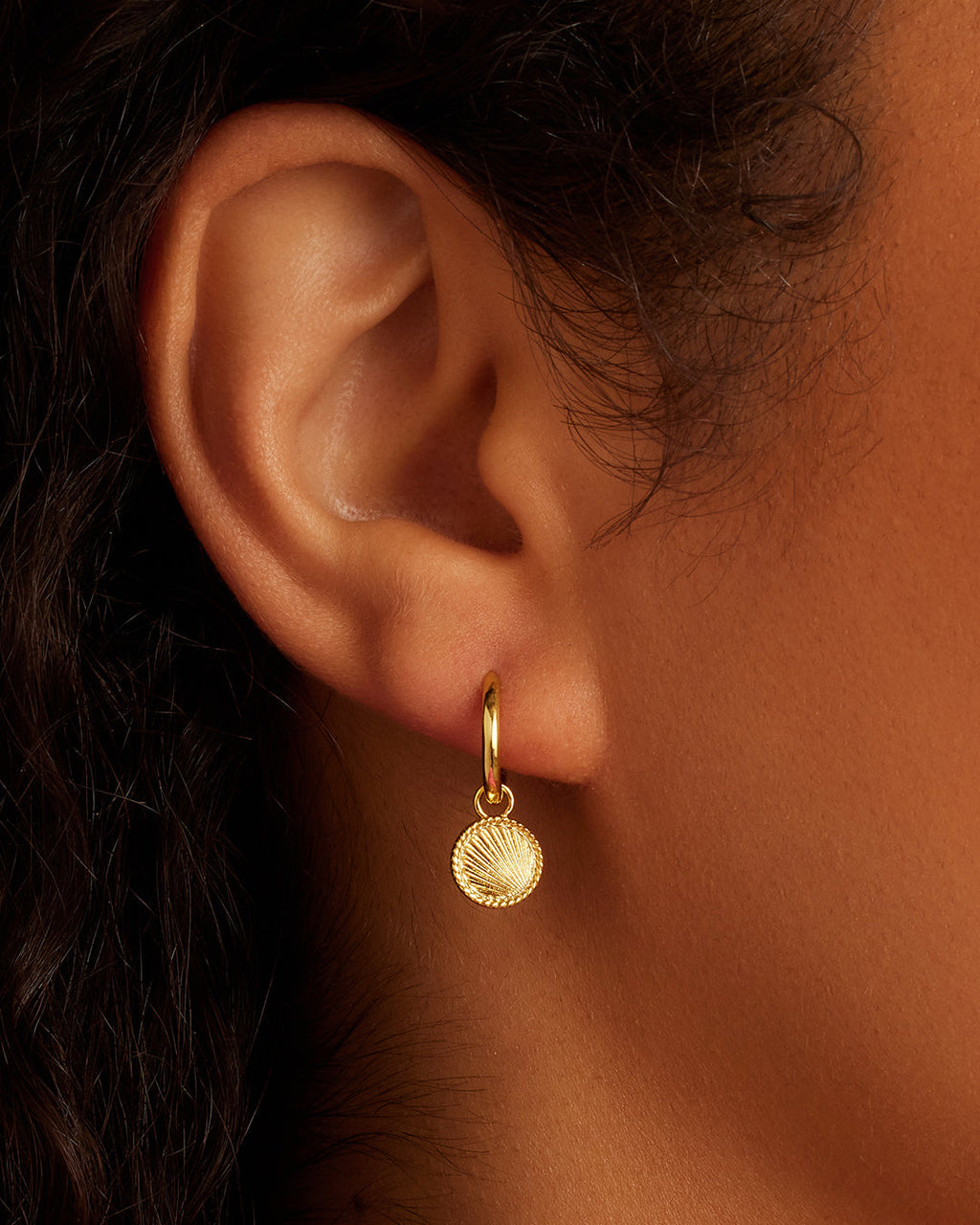 Sunny Huggies || option::18K Gold Plated