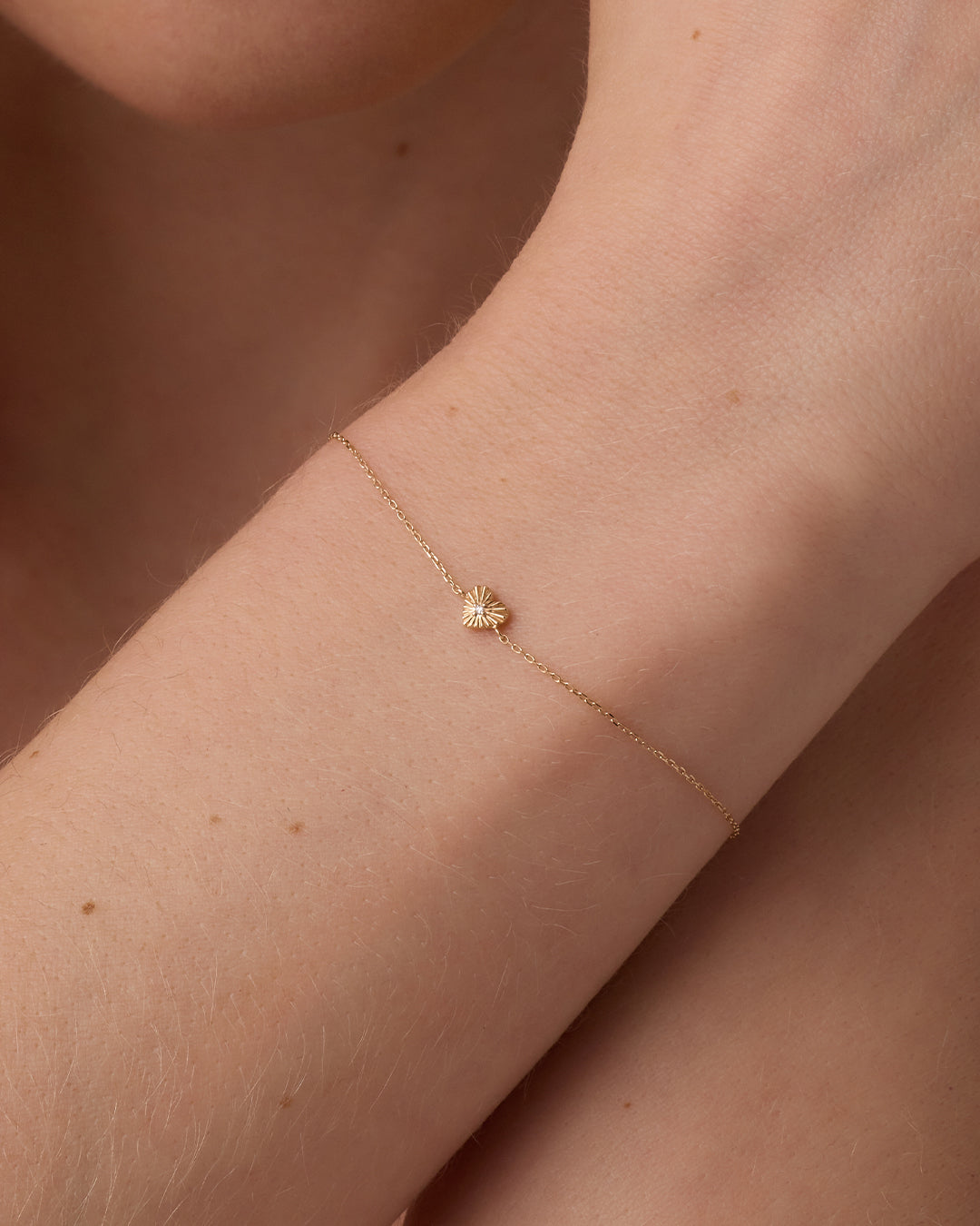 Diamond Vintage Heart Bracelet || option::14K Solid Gold