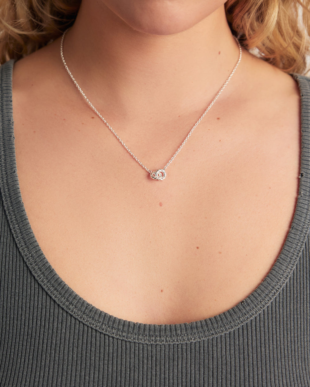 Crew Interlocking Necklace || option::Silver Plated