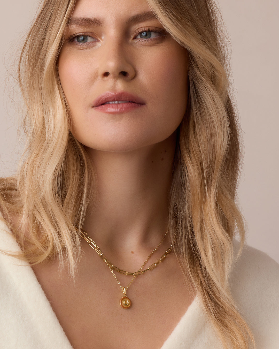 Power Gemstone Parker Charm Necklace Abundance || option::18K Gold Plated
