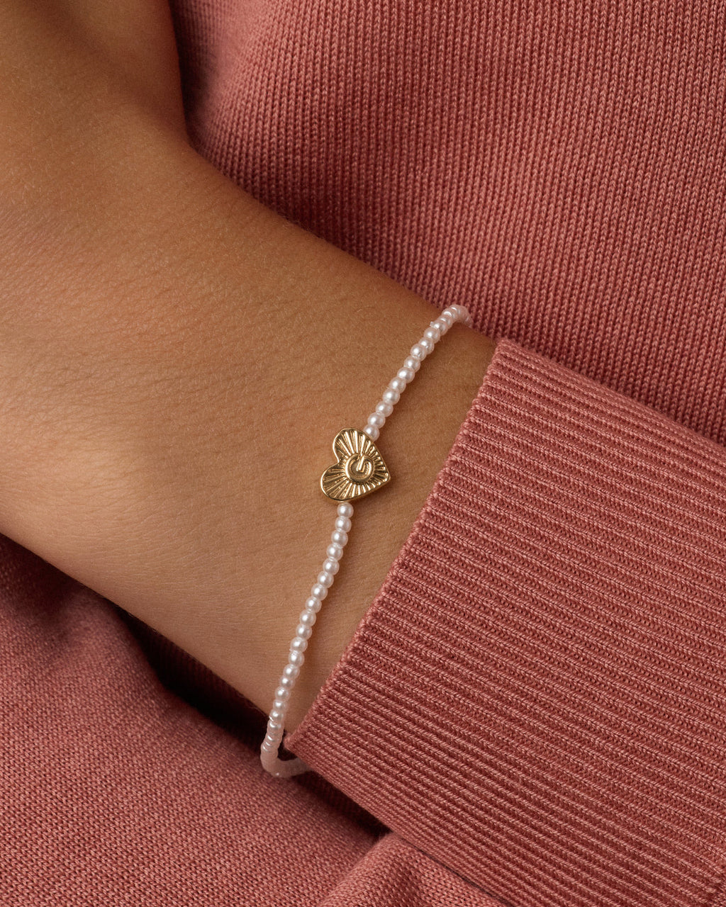 Pearl Vintage Heart Alphabet Bracelet || option::18K Gold Plated, G