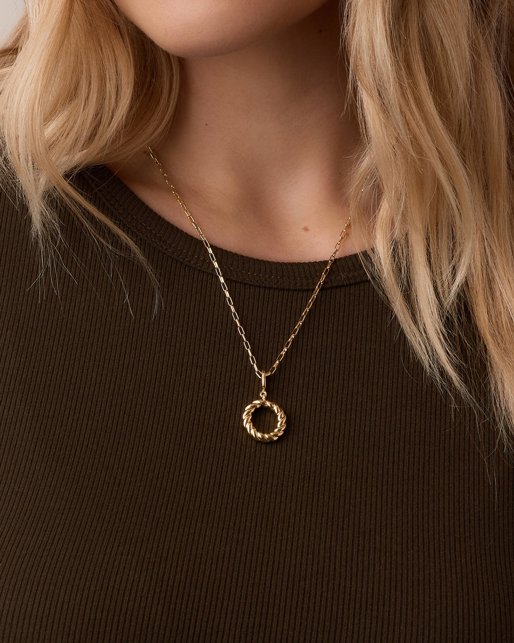 Crew Alphabet Statement Charm || option::18K Gold Plated, O