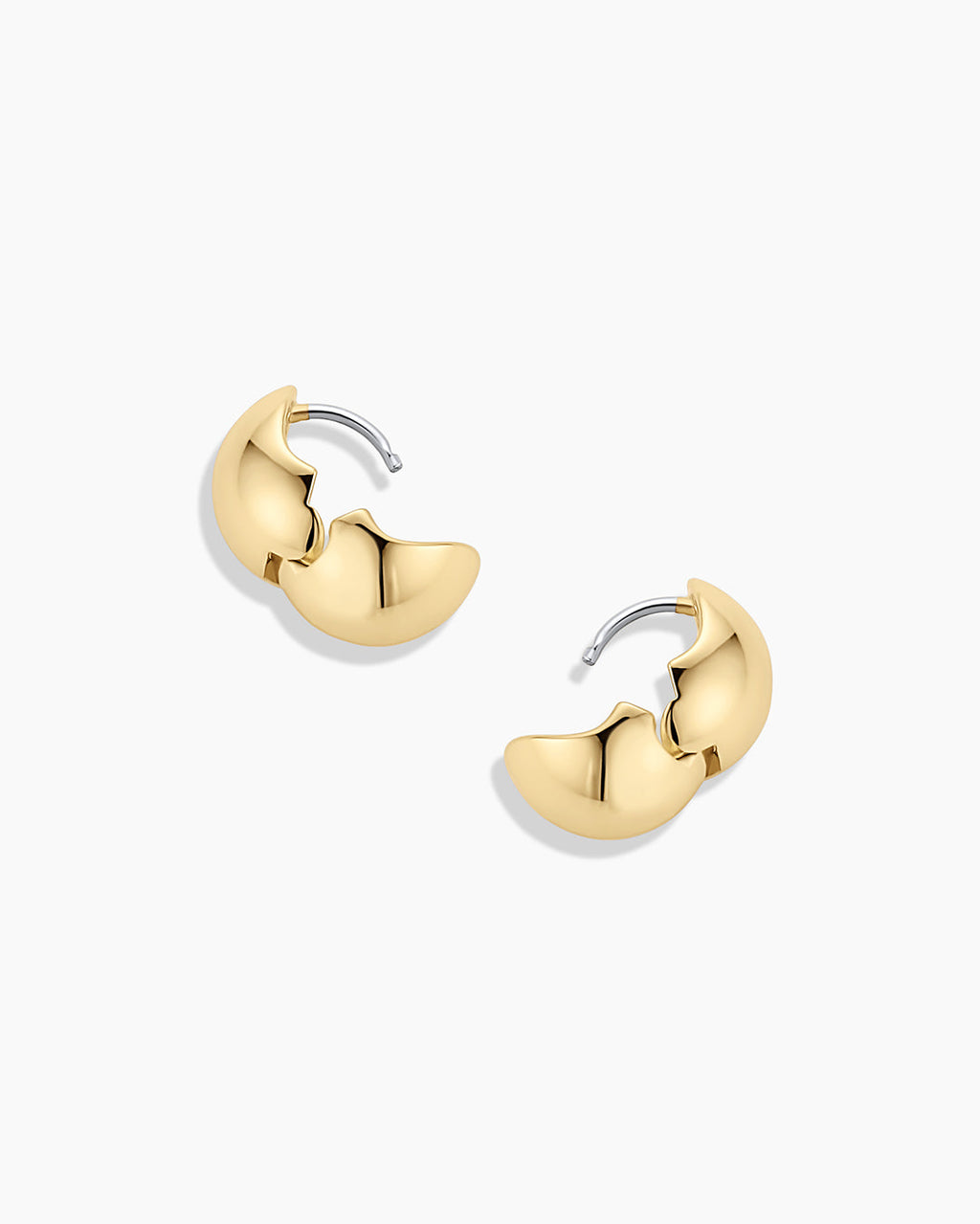 Lou Wrap Huggies || option::18K Gold Plated