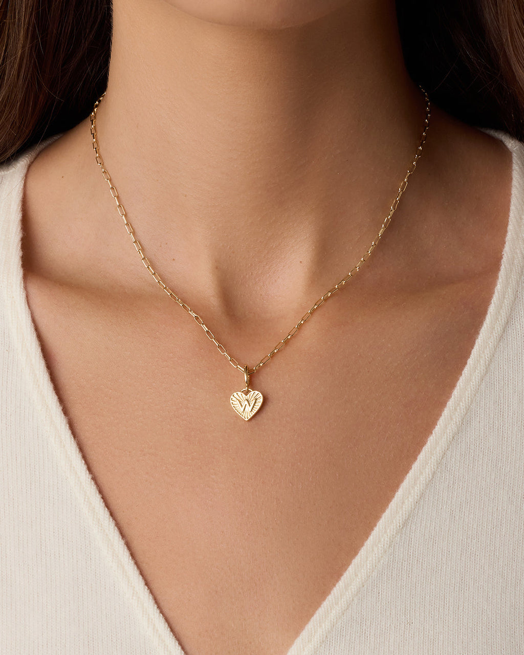 Vintage Heart Alphabet Parker Charm - W || option::18K Gold Plated, W