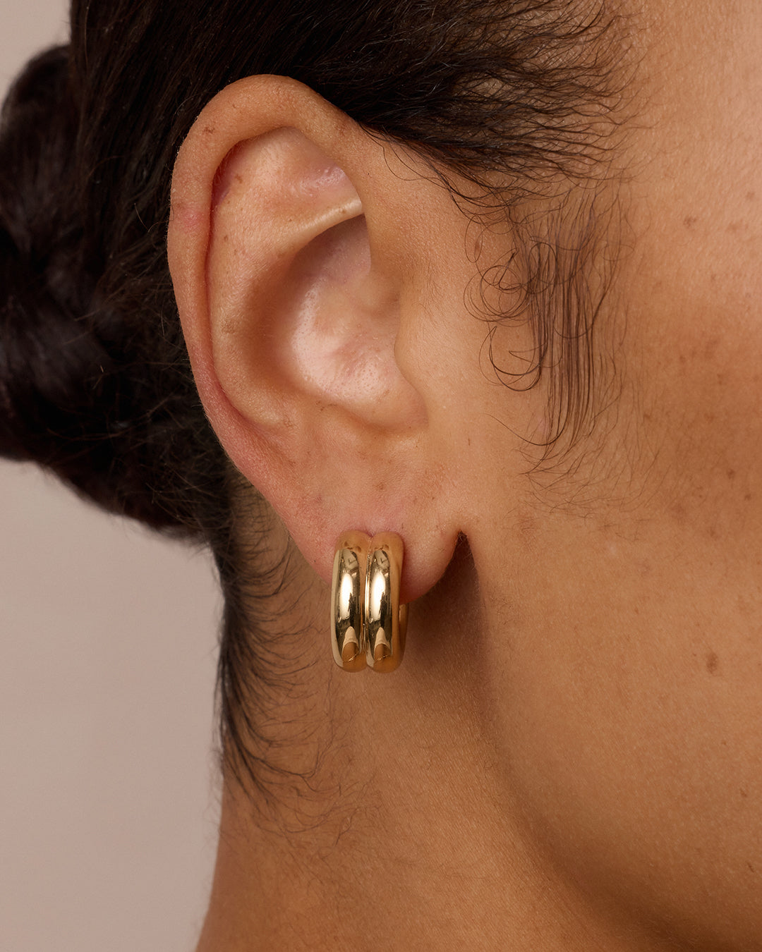 Lou Stacked Huggies || option::18K Gold Plated