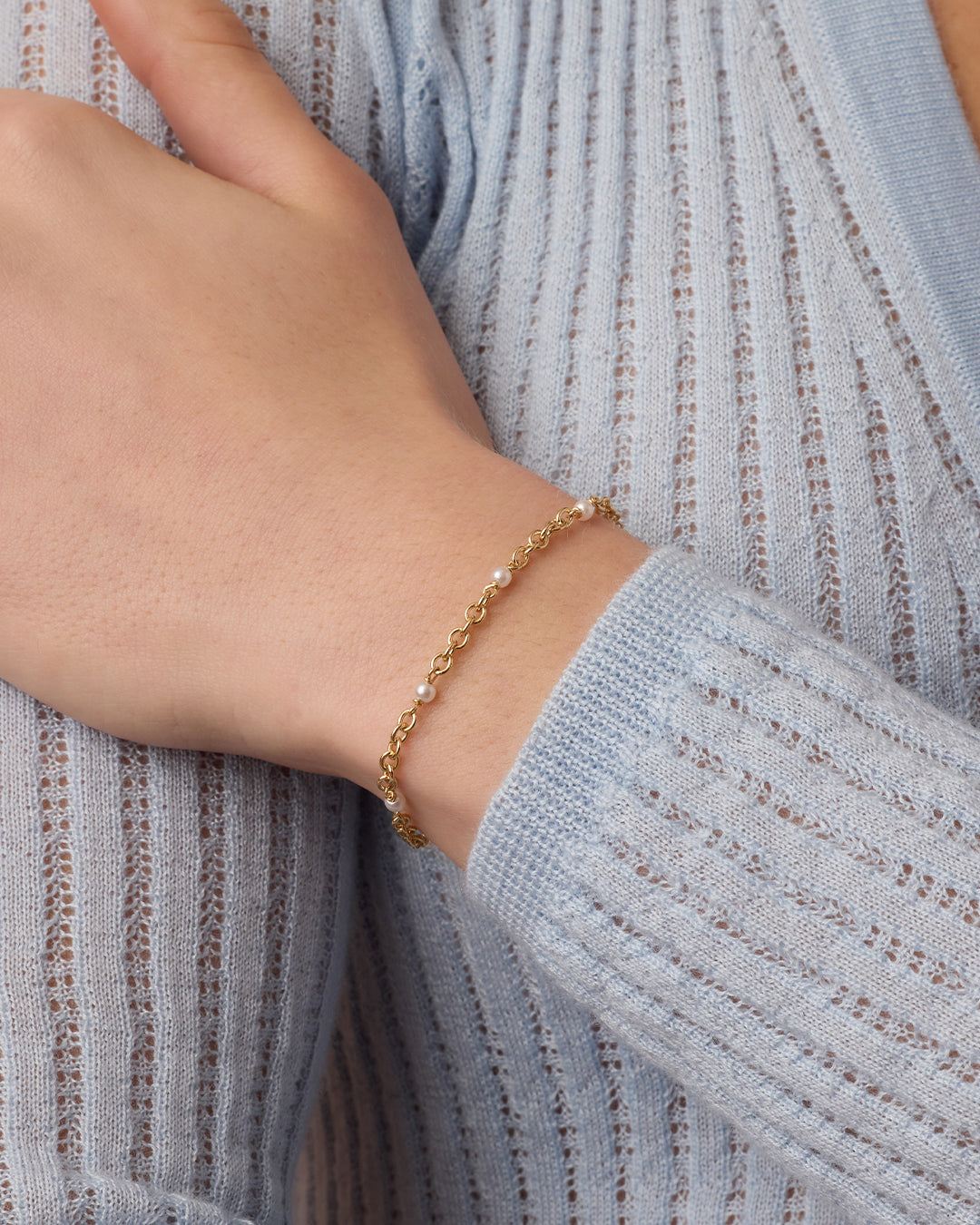 Finley Pearl Dot Bracelet || option::18K Gold Plated