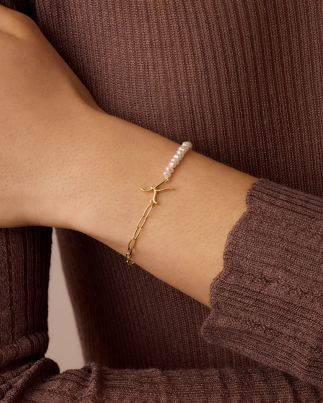 Lou Pearl Alphabet Bracelet || option::18K Gold Plated, K