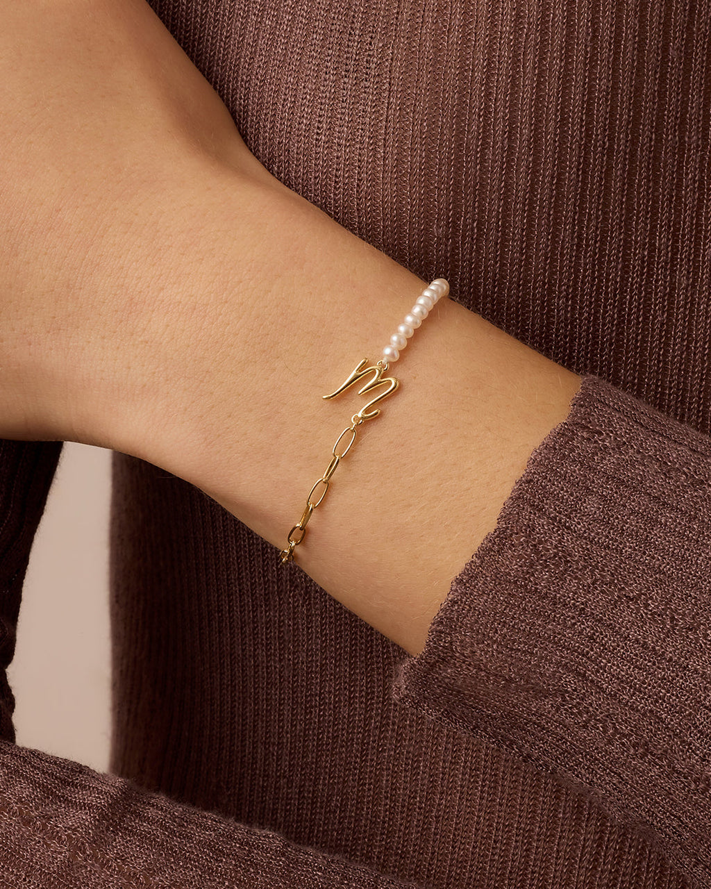 Lou Pearl Alphabet Bracelet || option::18K Gold Plated, M