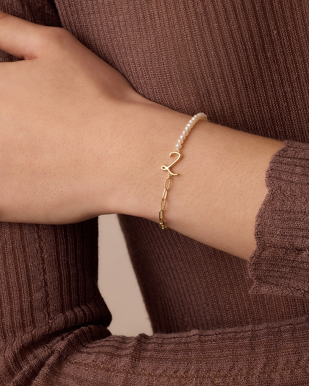 Lou Pearl Alphabet Bracelet || option::18K Gold Plated, Z