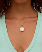 Scallop Enamel Parker Charm || option::18K Gold Plated, Cream