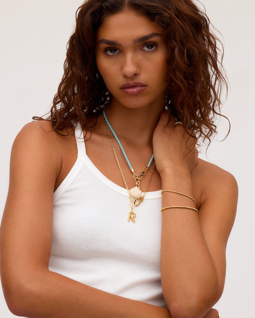 Scallop Enamel Parker Charm || option::18K Gold Plated, Cream