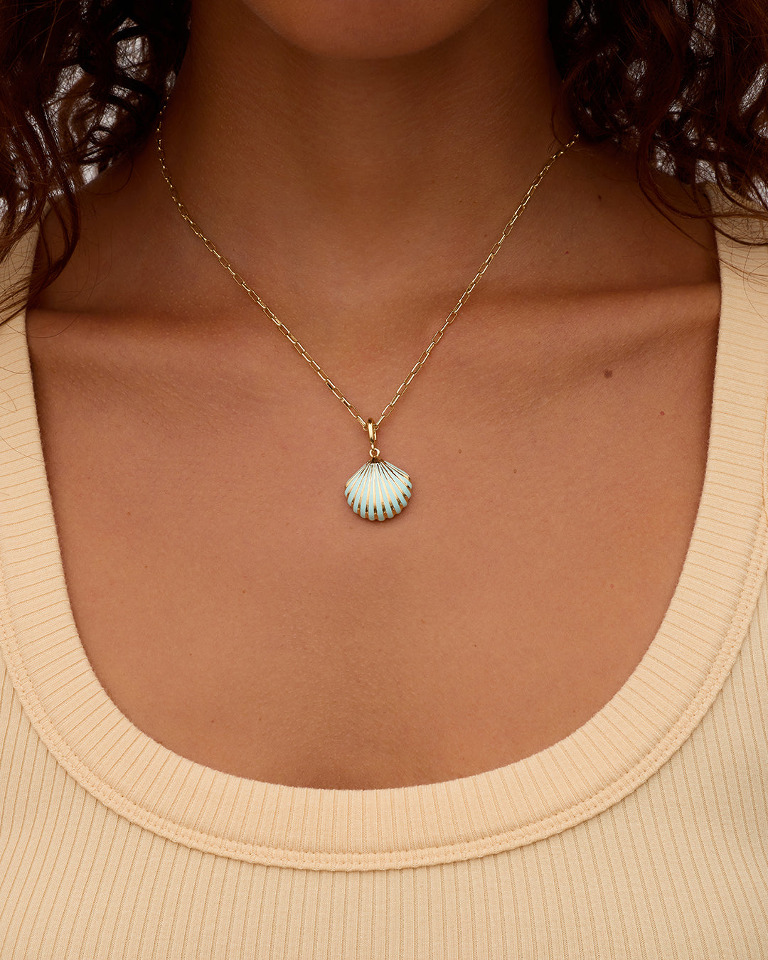 Scallop Stripe Parker Charm || option::18K Gold Plated