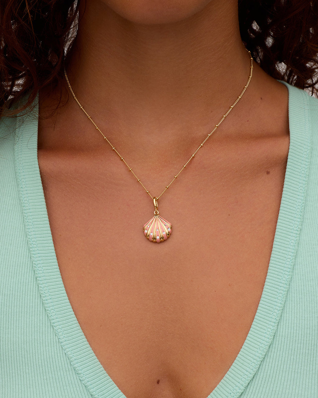 Scallop Shimmer Parker Charm || option::18K Gold Plated