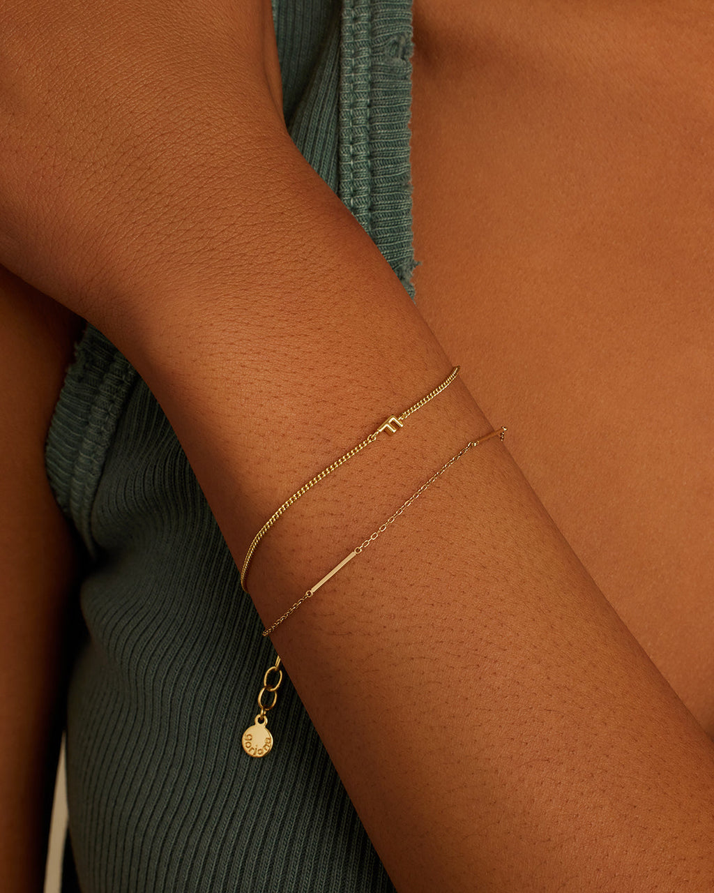 Wilder Mini Alphabet Bracelet || option::18K Gold Plated, F