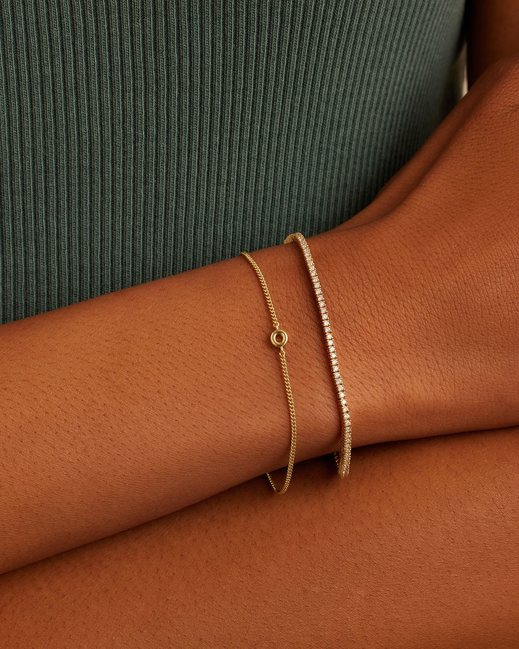 Wilder Mini Alphabet Bracelet || option::18K Gold Plated, O