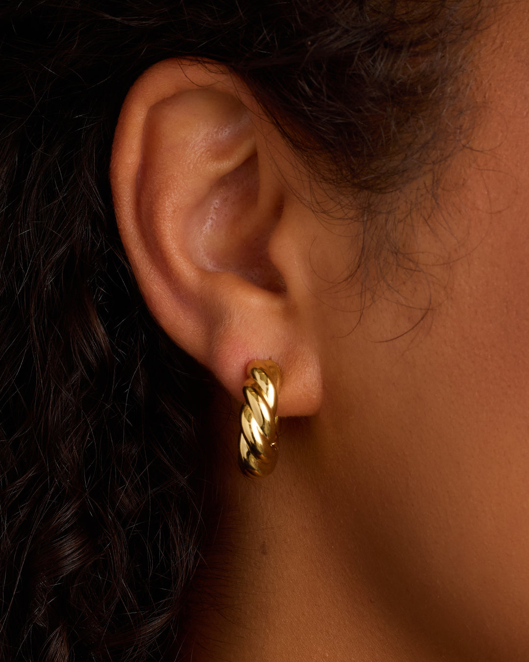 Crew Helium Hoops || option::18K Gold Plated